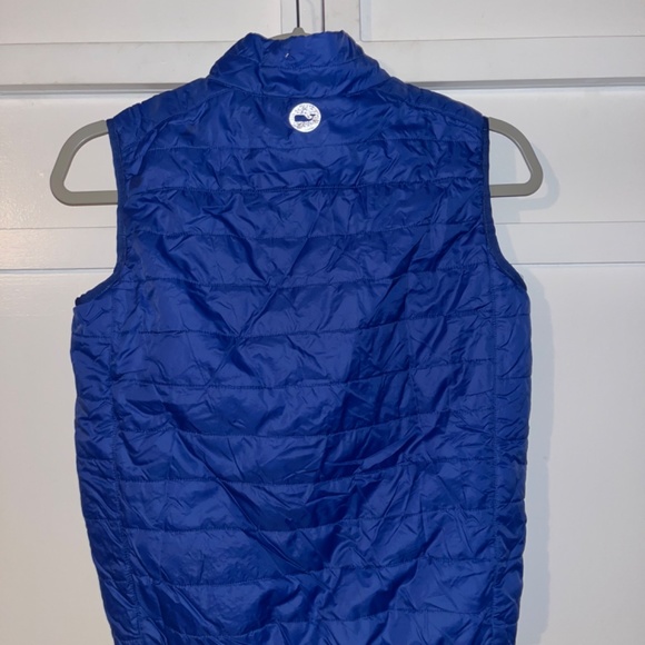 Vineyard Vines Puffer Vest - Picture 2 of 3